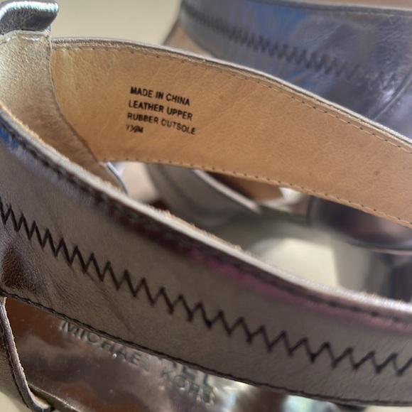 Michael Kors Berkeley T-Strap Non Glitter Silver Heels - Picture 6 of 10